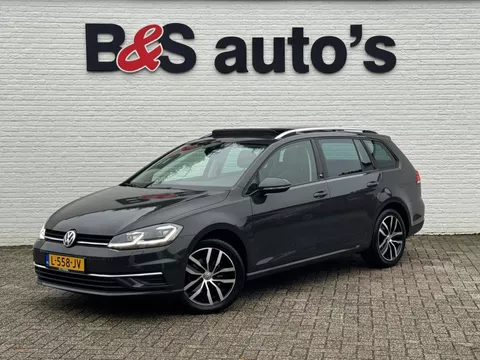Volkswagen Golf Variant 1.5 TSI Highline Adaptive cruise Climate Pano Navi Stoelverwarming Apple / Android Parkeersensoren