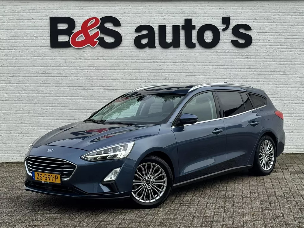 Ford Focus Wagon 1.0 EcoBoost Adaptive cruise Full LED Climate control Keyless Navi Winterpack Apple / Android B&O