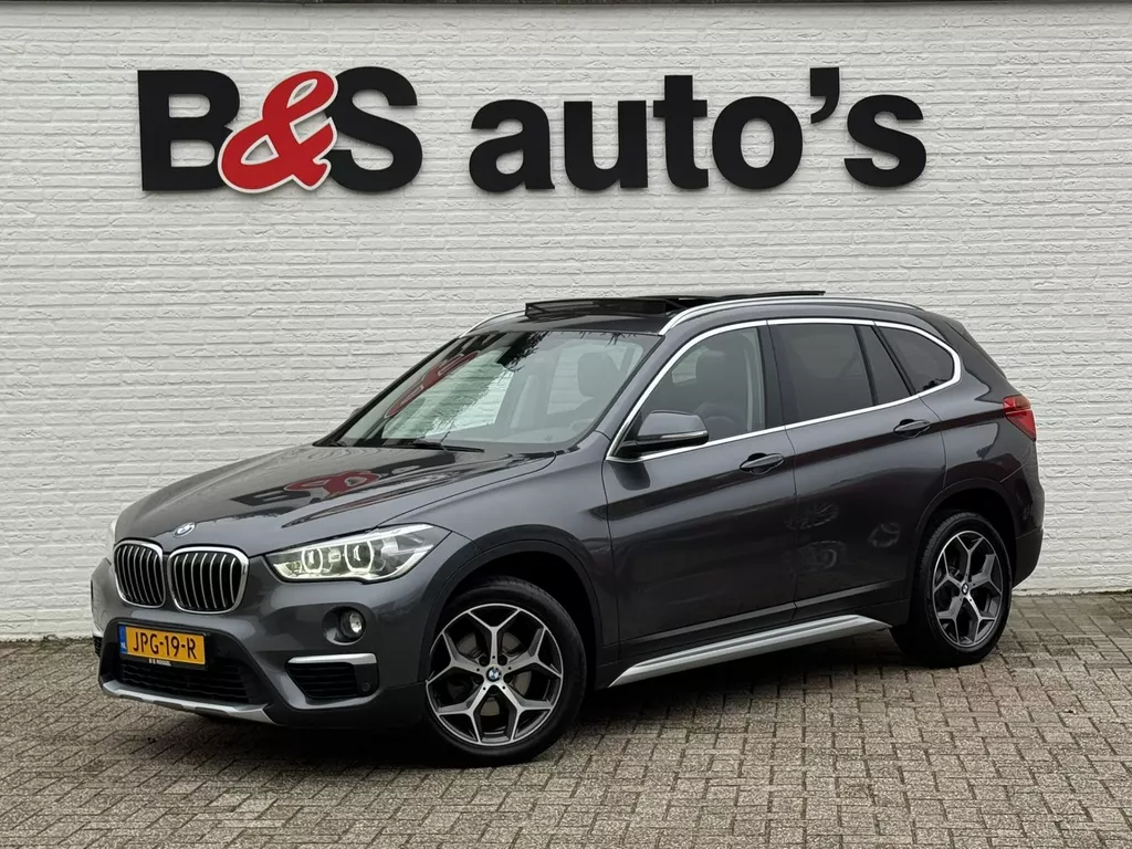 BMW X1 SDrive18i High Executive M-sport Panorama Led Keyless Leder+verwarming Cruise