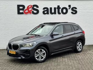 BMW X1 SDrive18i High Executive Cruise Climate control Leer+memory Sfeerverlichting Navigatie Full LED Parkeersensoren
