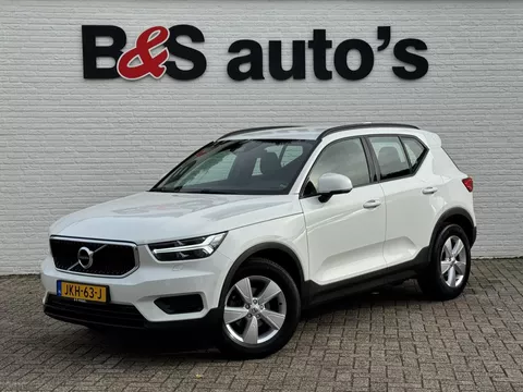 Volvo XC40 1.5 T3 Adaptive cruise Climate control Stoelverwarming Navigatie LED koplampen parkeersensor achter