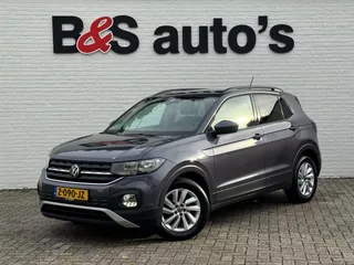Volkswagen T-Cross 1.0 TSI Life Adaptive cruise control Climate control DAB radio Achteruitrijcamera Navi